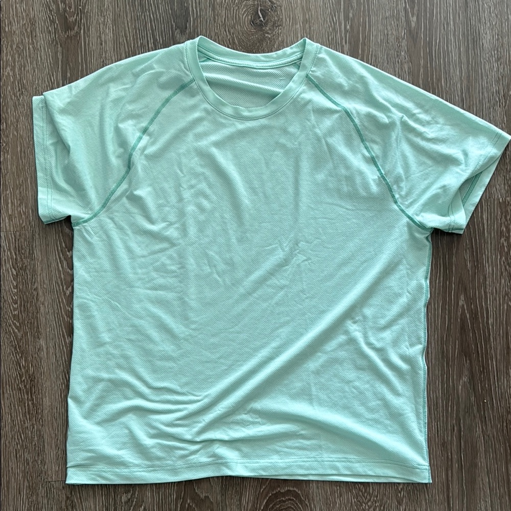 XL Seafoam Green Outdoor Voices Men’s Activewear Shirt